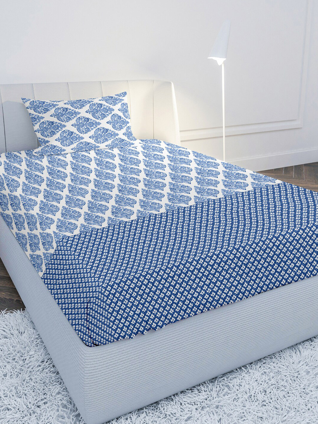 

MAYFAIR HOMES LONDON Blue & White Floral 144 TC Single Bedsheet with 1 Pillow Covers