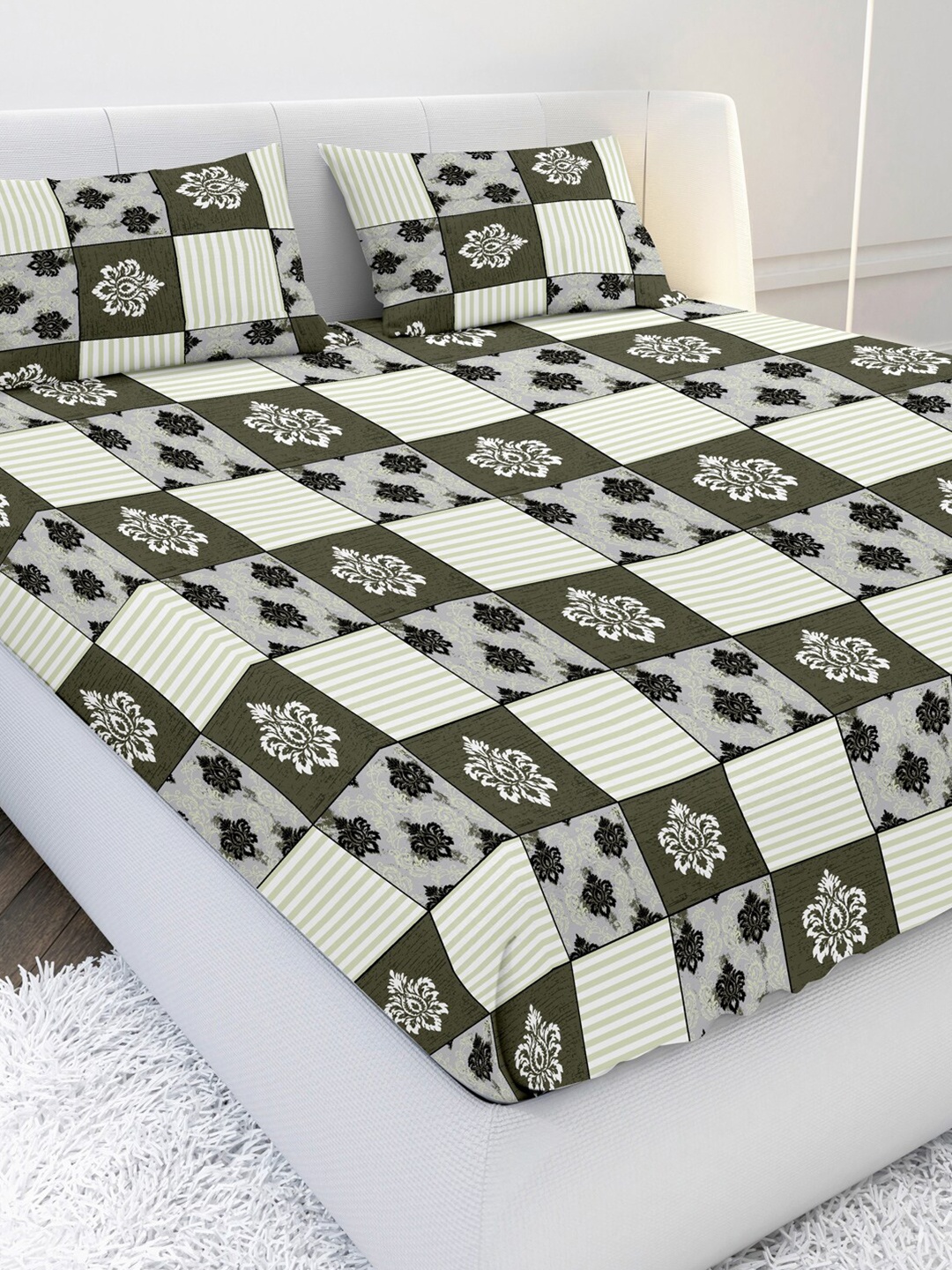 

MAYFAIR HOMES LONDON Grey & White Geometric 104 TC Queen Bedsheet with 2 Pillow Covers