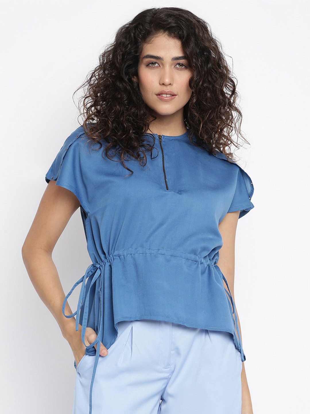 

am ma Blue Extended Sleeves Cinched Waist Top
