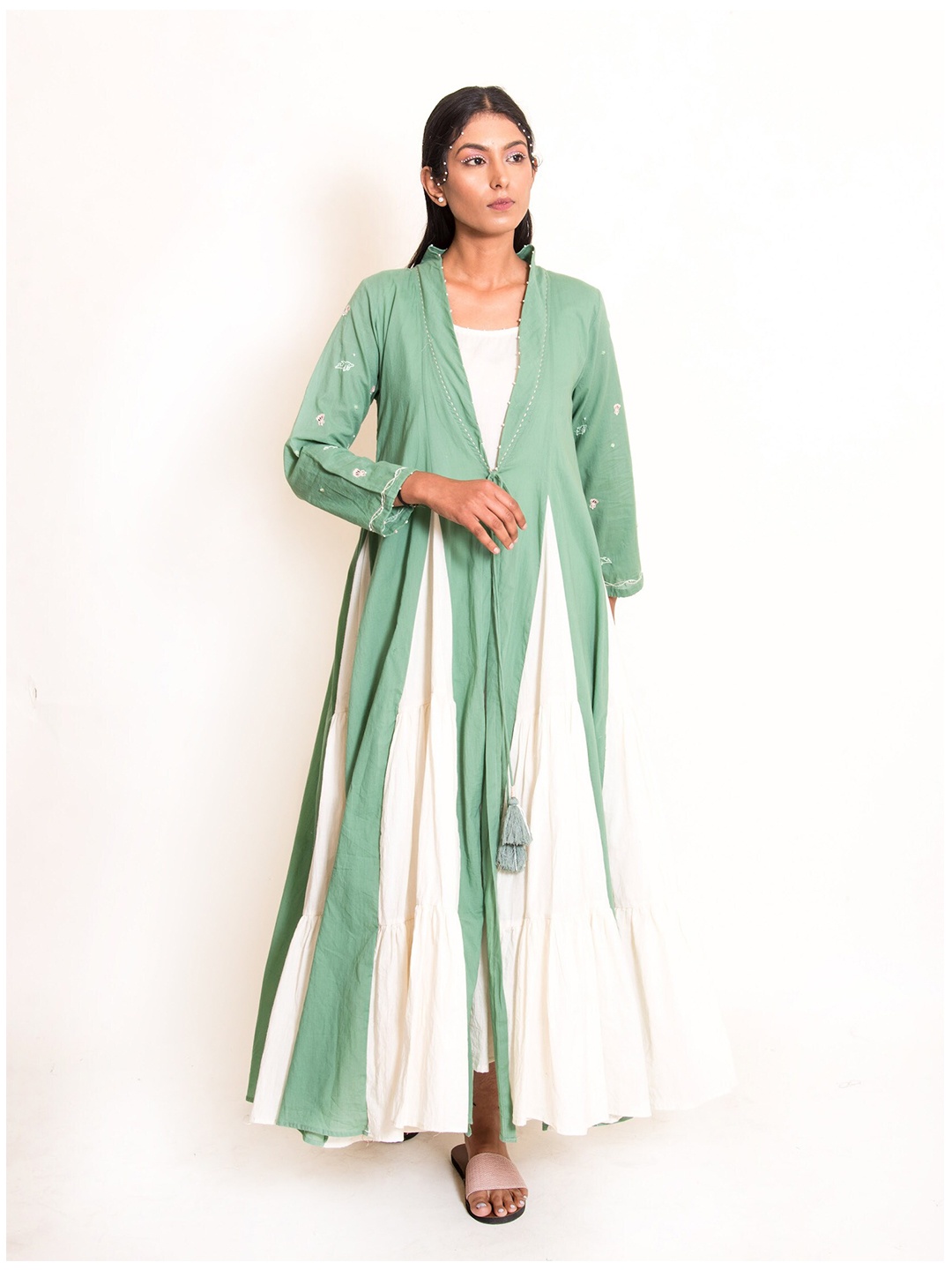 

Ourdve Green Mul Cotton Maxi Dress with Jacket
