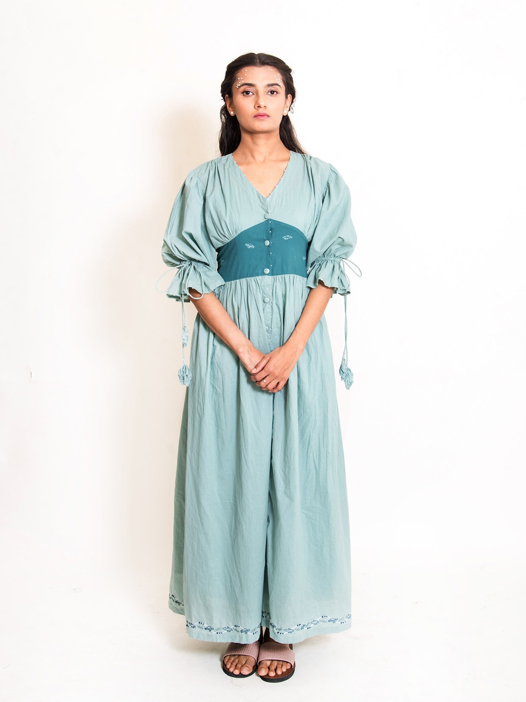 

Ourdve Green Mul Cotton Turt Maxi Dress