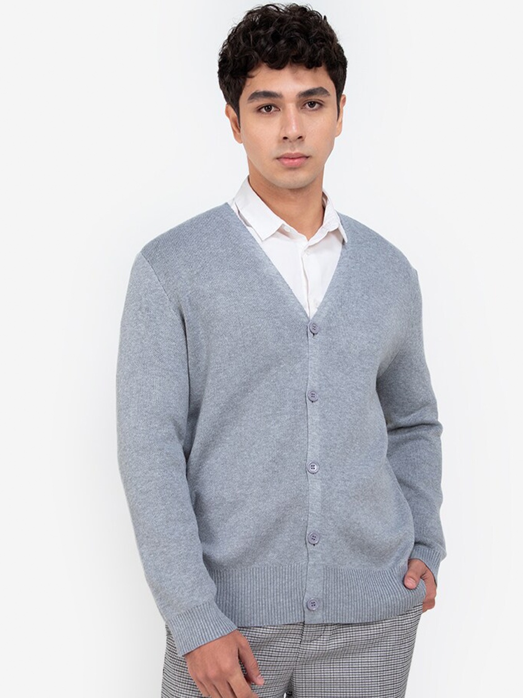 

ZALORA BASICS Men Grey V-Neck Front-Open Cardigan
