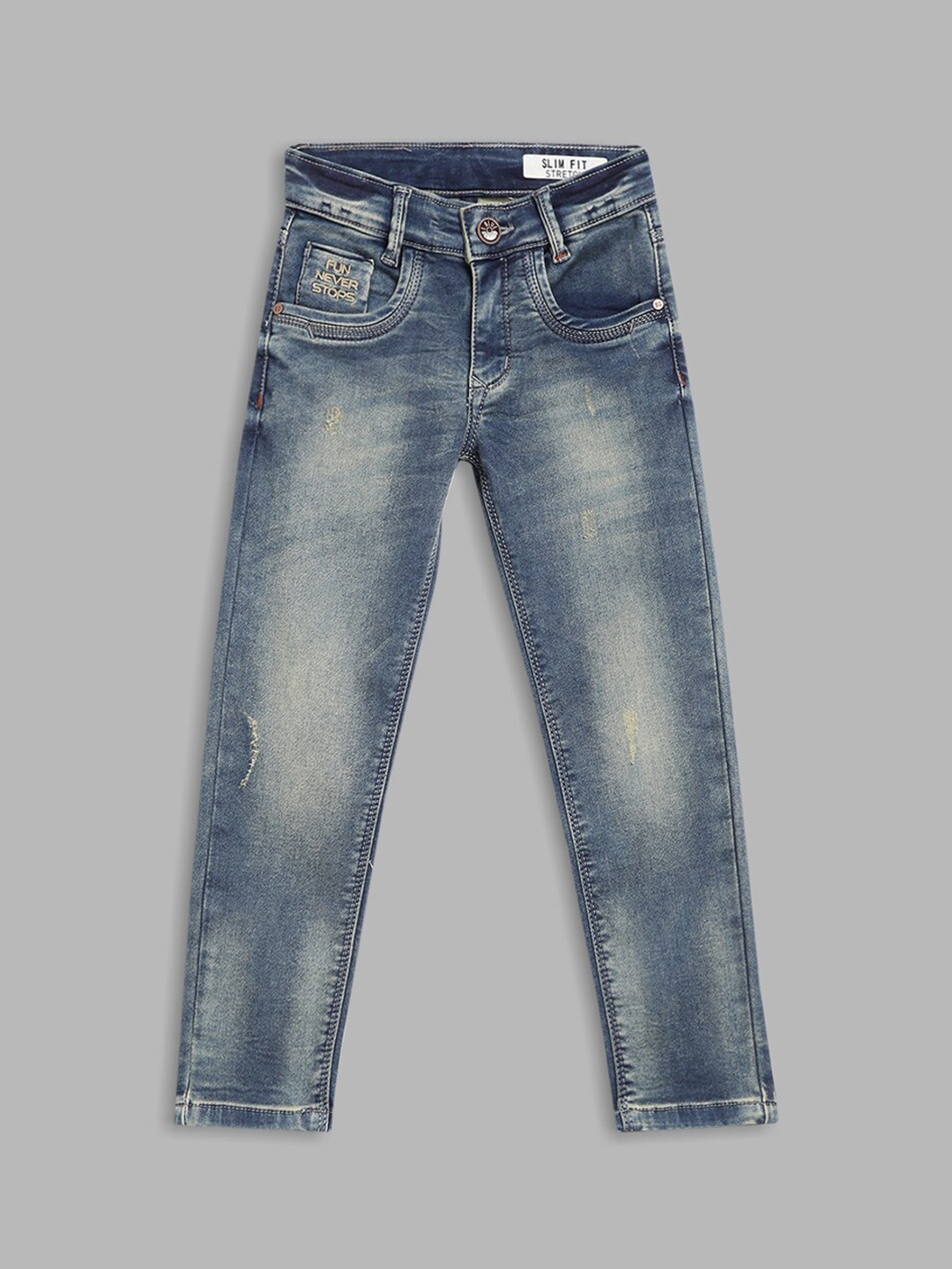 

Blue Giraffe Boys Blue Mildly Distressed Heavy Fade Stretchable Jeans