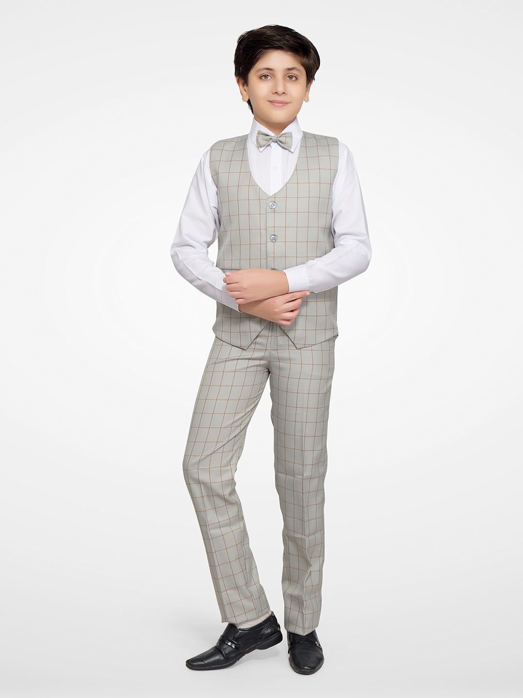 

Jeetethnics Boys Grey Checked Shirt with Trousers