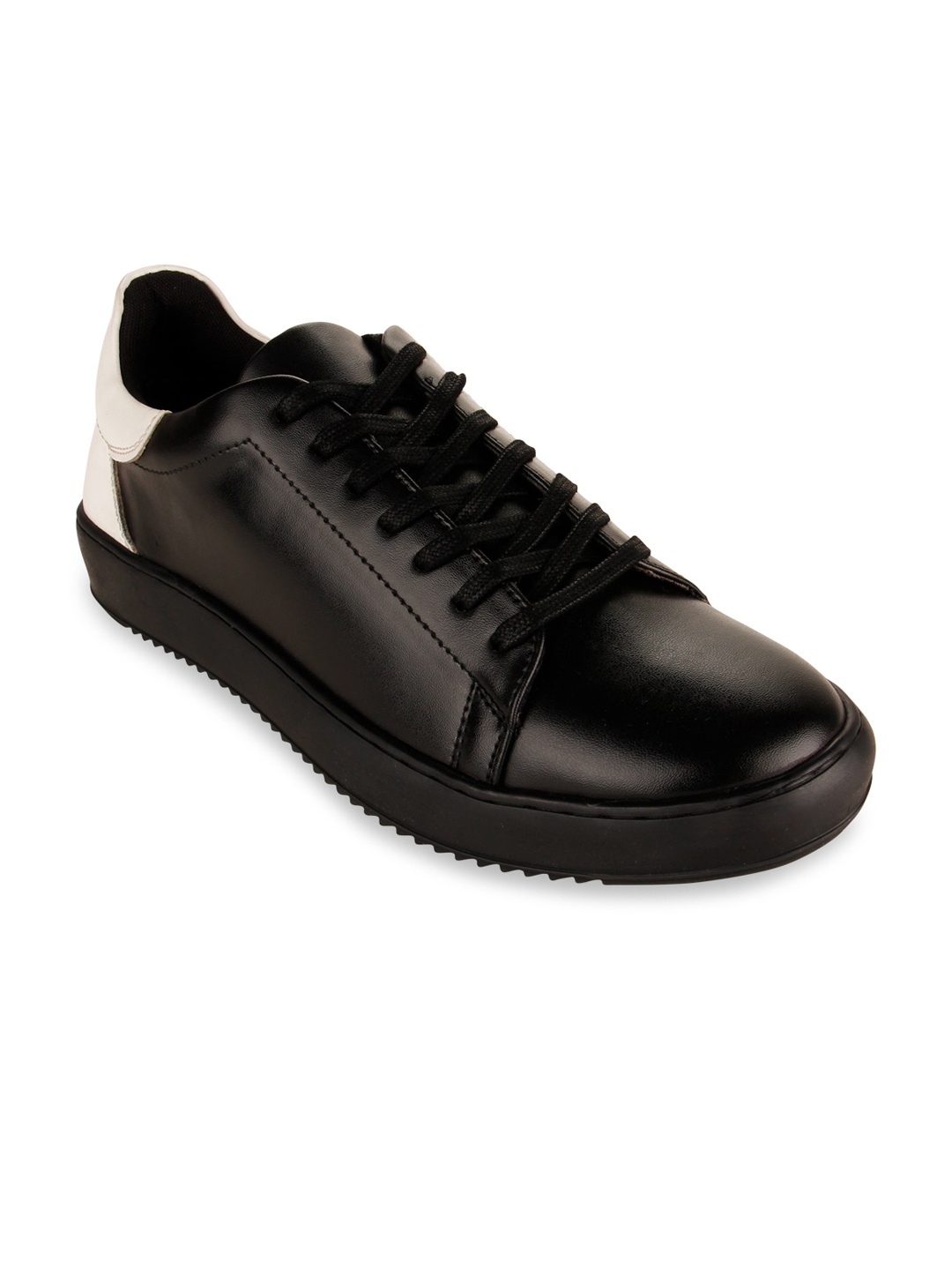 

Regal Men Black Colourblocked Sneakers