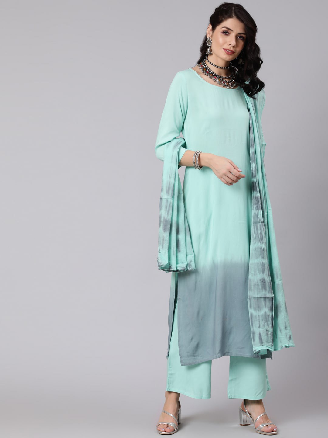 

Awadhi Women Sea Green High Slit Kurta with Palazzos & With Dupatta