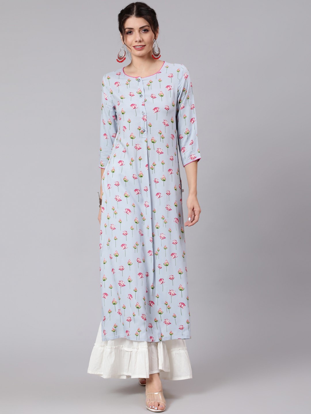 

Awadhi Women Blue Floral Printed Thread Work Kurta
