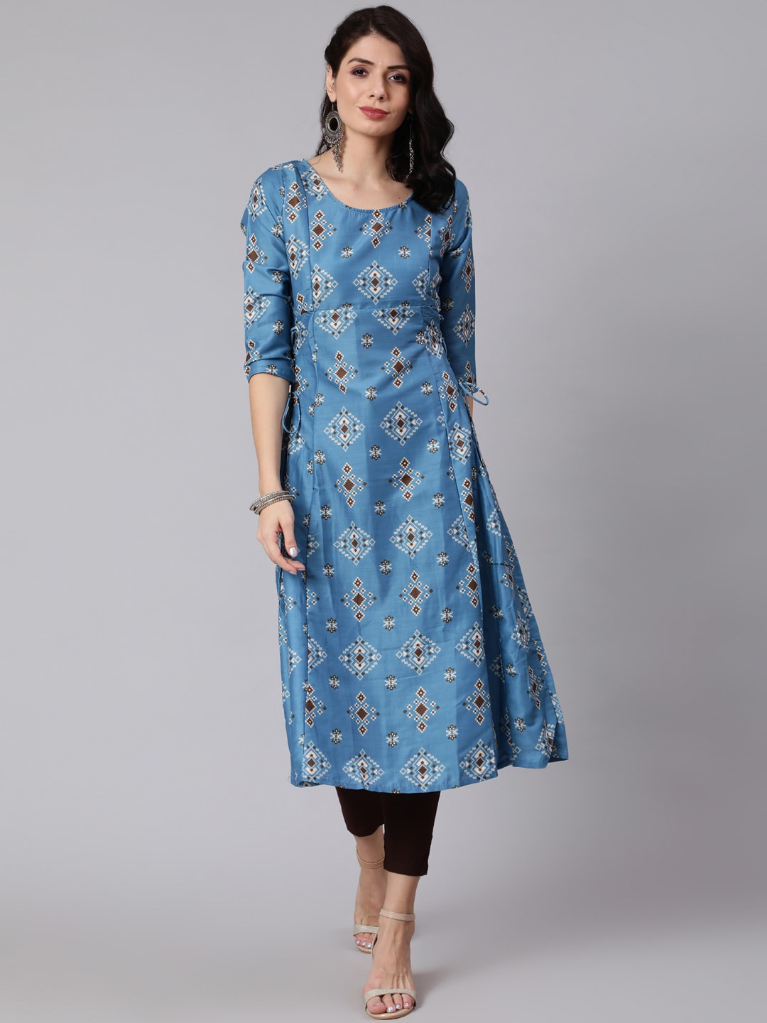 

Awadhi Women Blue Geometric Printed Keyhole Neck Mirror Work Anarkali Kurta