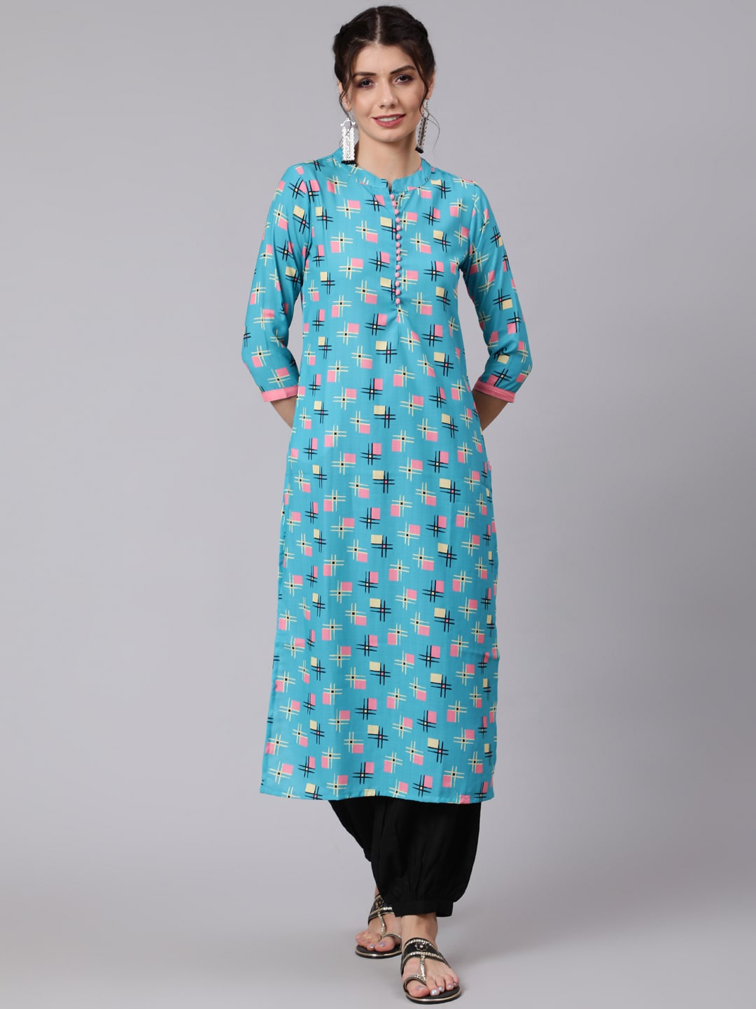 

Awadhi Women Blue Quirky Printed Kurta