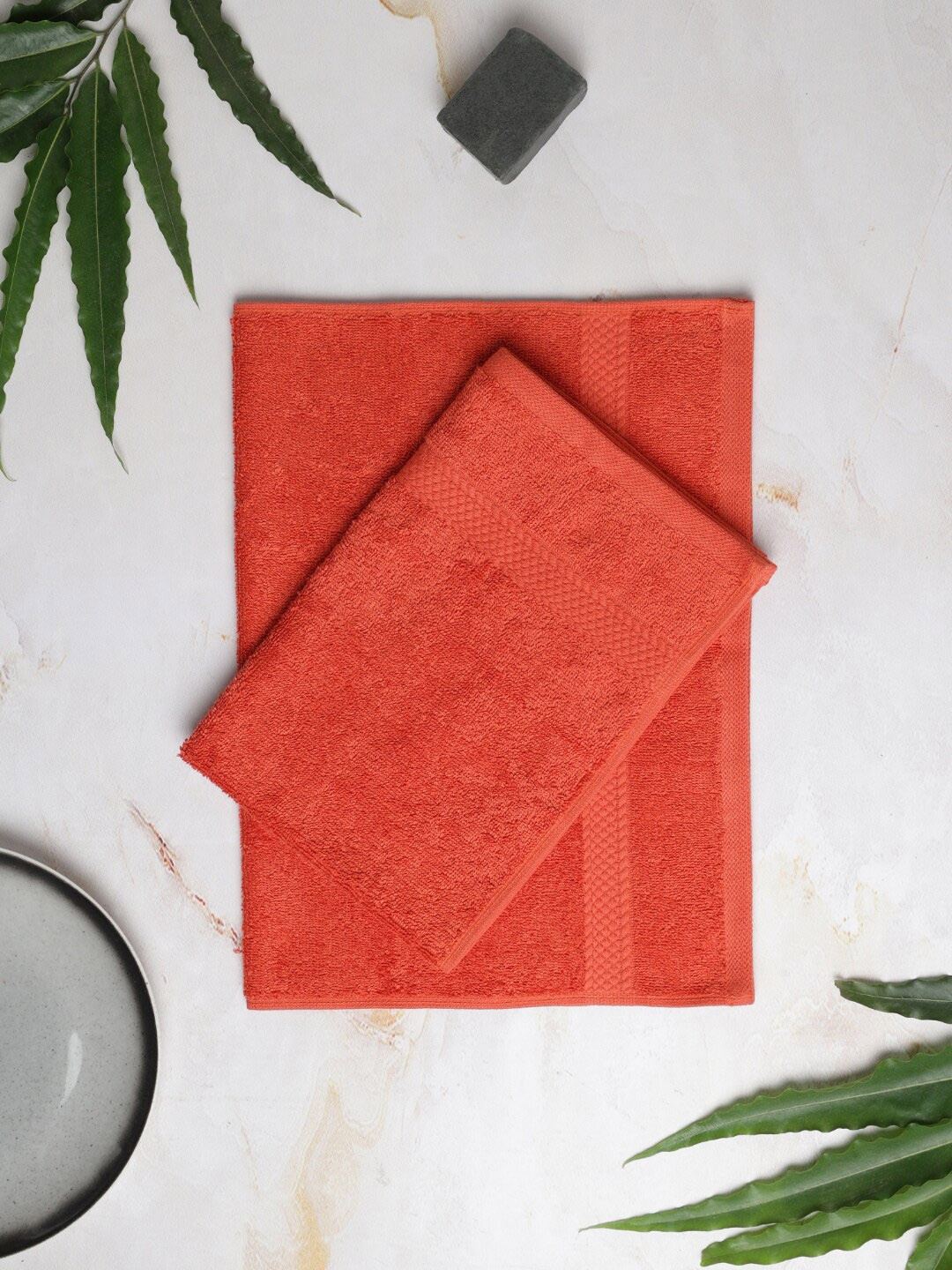

SPACES Set Of 2 Brown 500 GSM Solid Pure Cotton Hand Towels