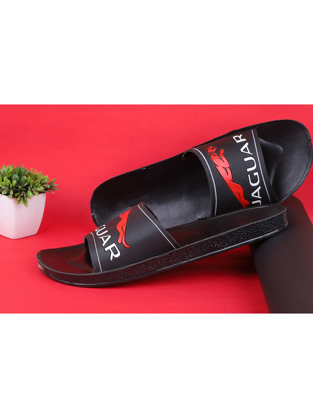 

FABBMATE Men Black Printed Open Toe Flats