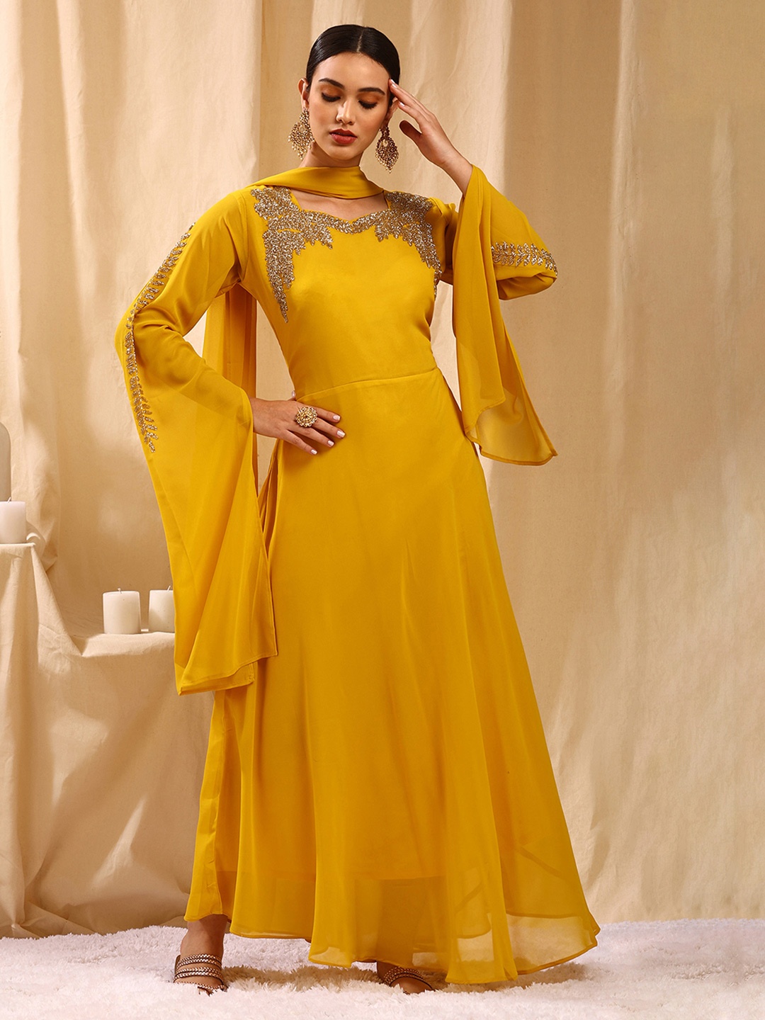 

TRENDY DIVVA Women Yellow Flared Sleeves Thread Work Georgette Anarkali Kurta