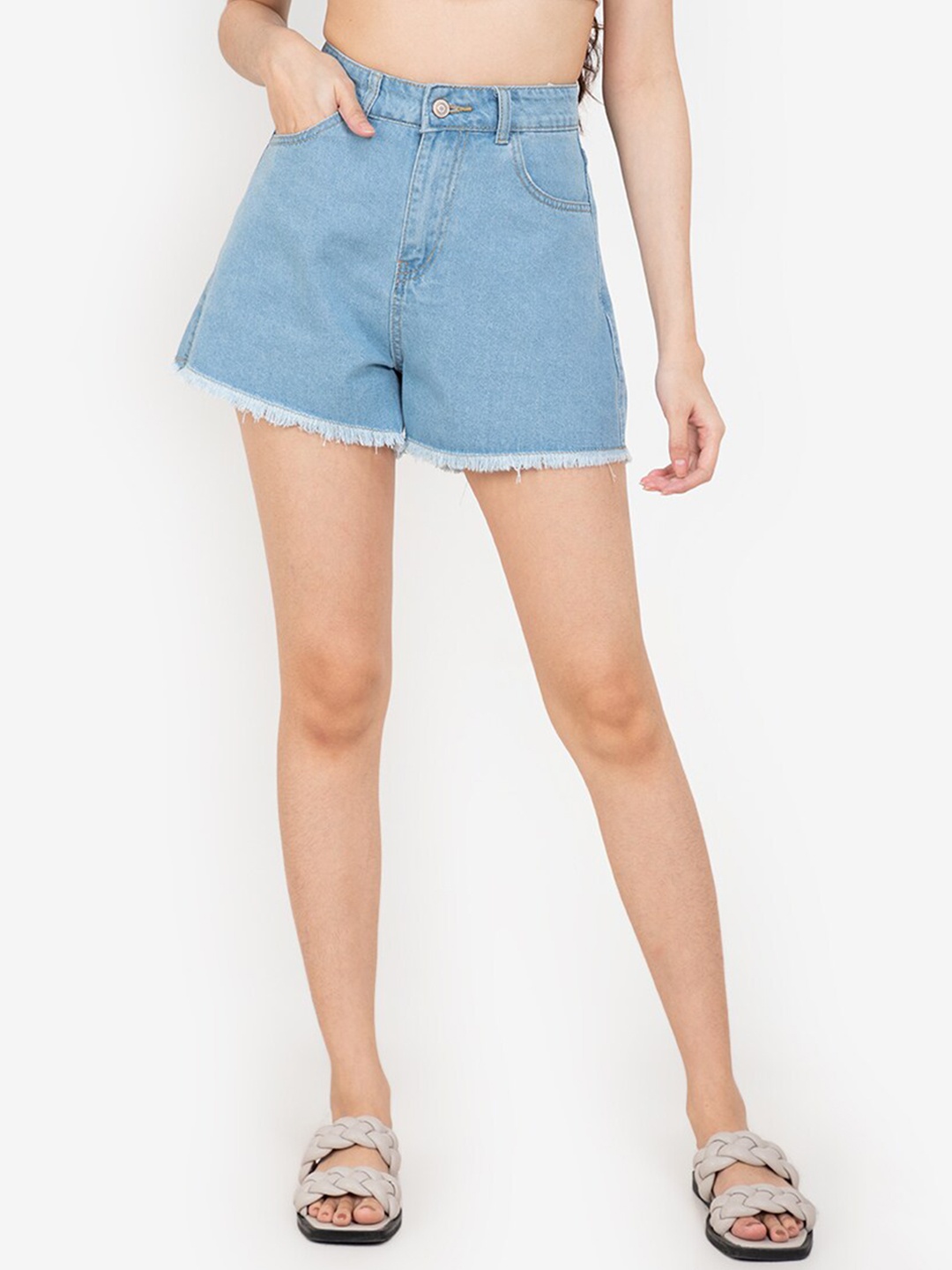 

ZALORA BASICS Women Blue High-Rise Frayed Hem Denim Shorts