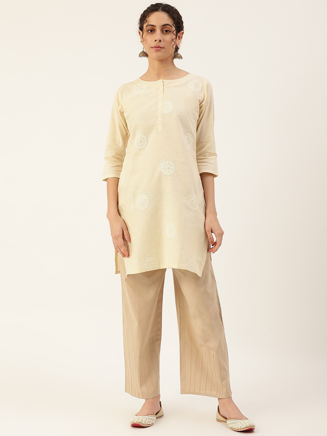 

VAABA Women Cream-Coloured Ethnic Motifs Embroidered Mirror Work Kurta