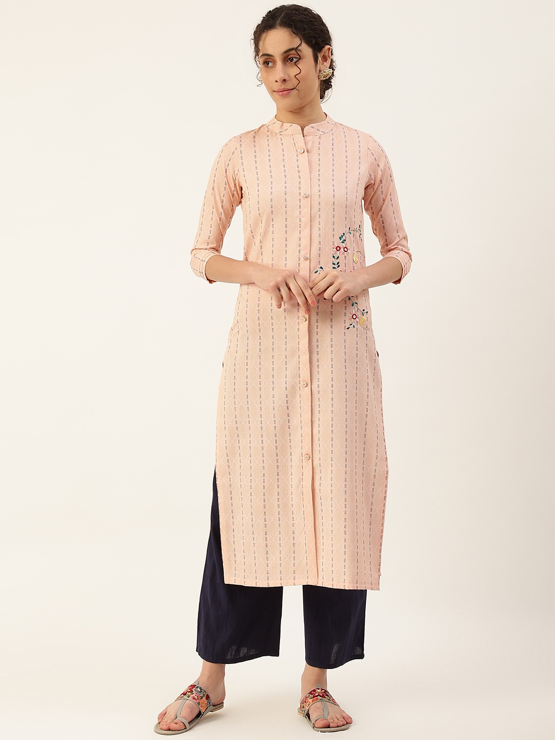 

VAABA Women Peach-Coloured Woven Design Mirror Work Kurta