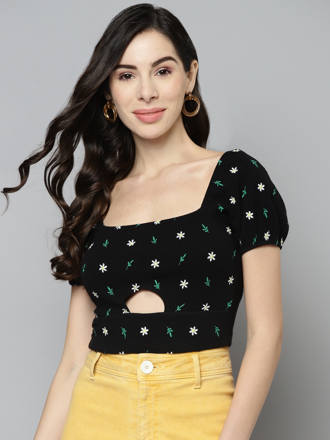 

VividArtsy Black & White Floral Embroidered Crop Top
