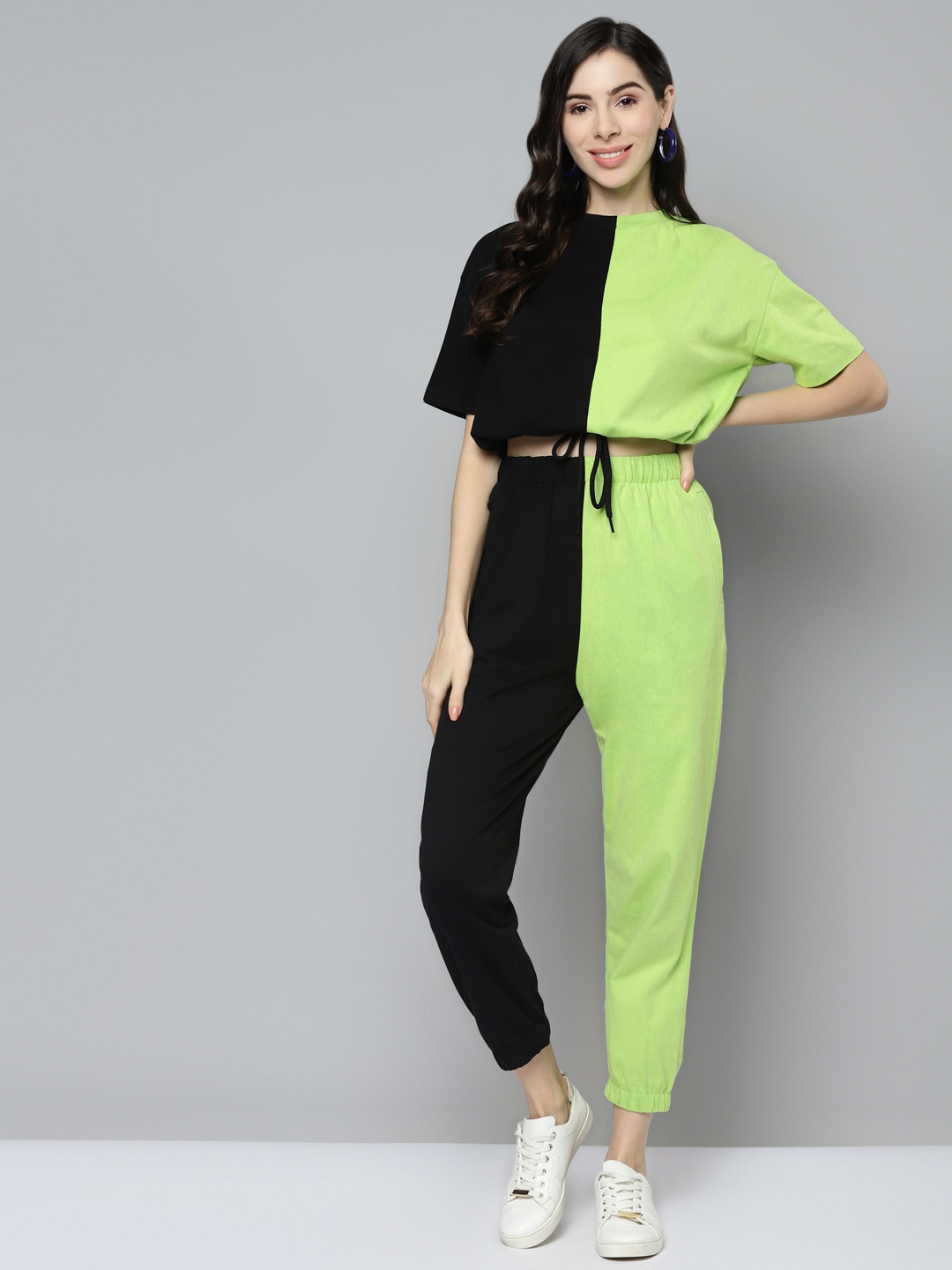 

VividArtsy Women Black & Neon Green Colourblocked T-shirt & Joggers Set, Blue
