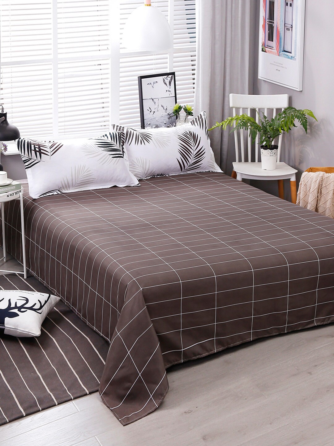 

JC HOME Brown & White Printed Bedding Set