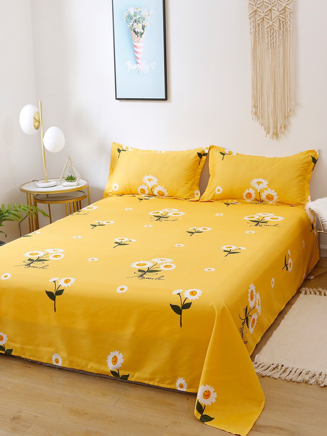 

JC HOME Yellow & White Printed Double Queen Bedding Set