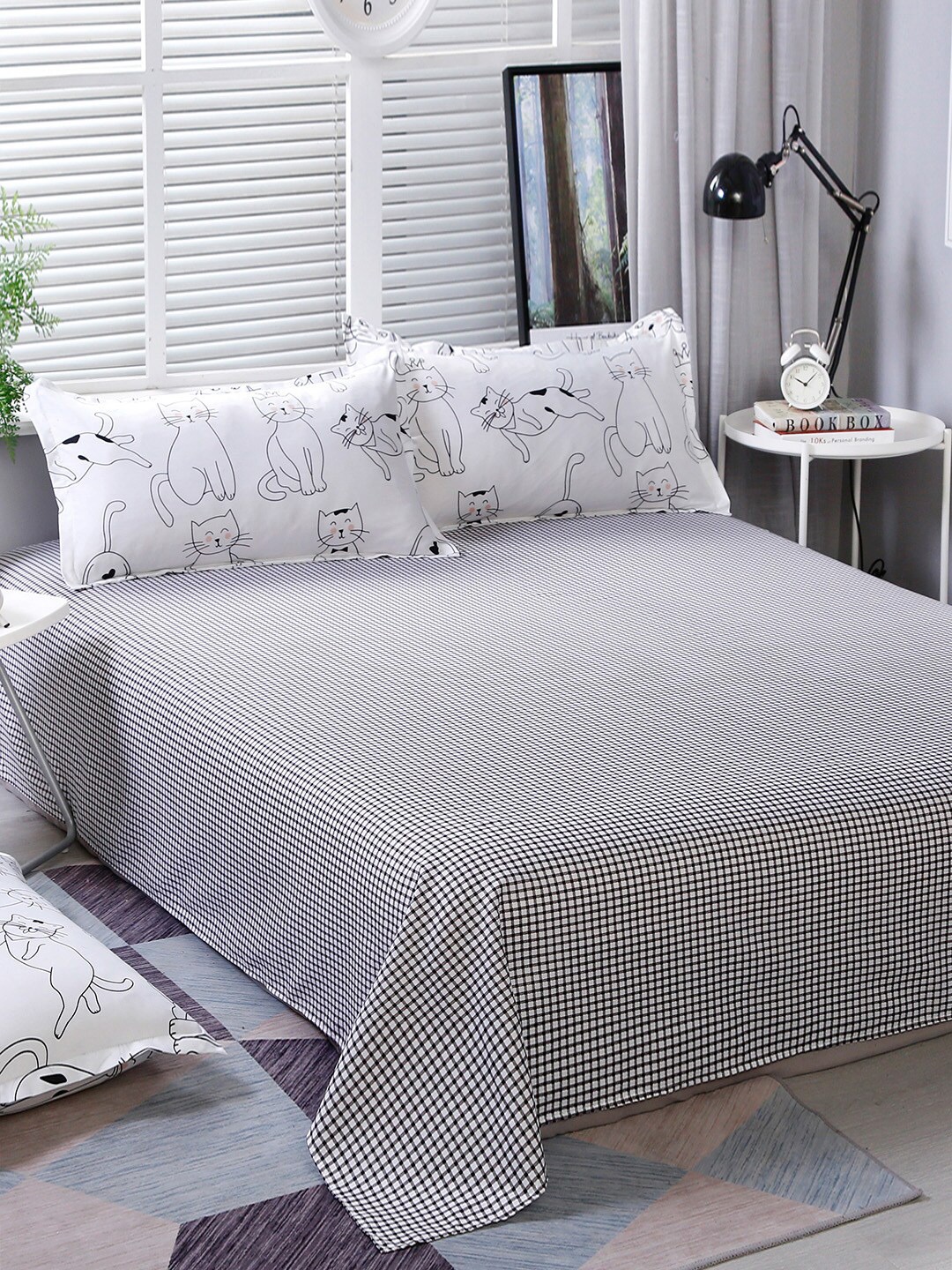 

JC Collection White Printed Double King Bedding Set
