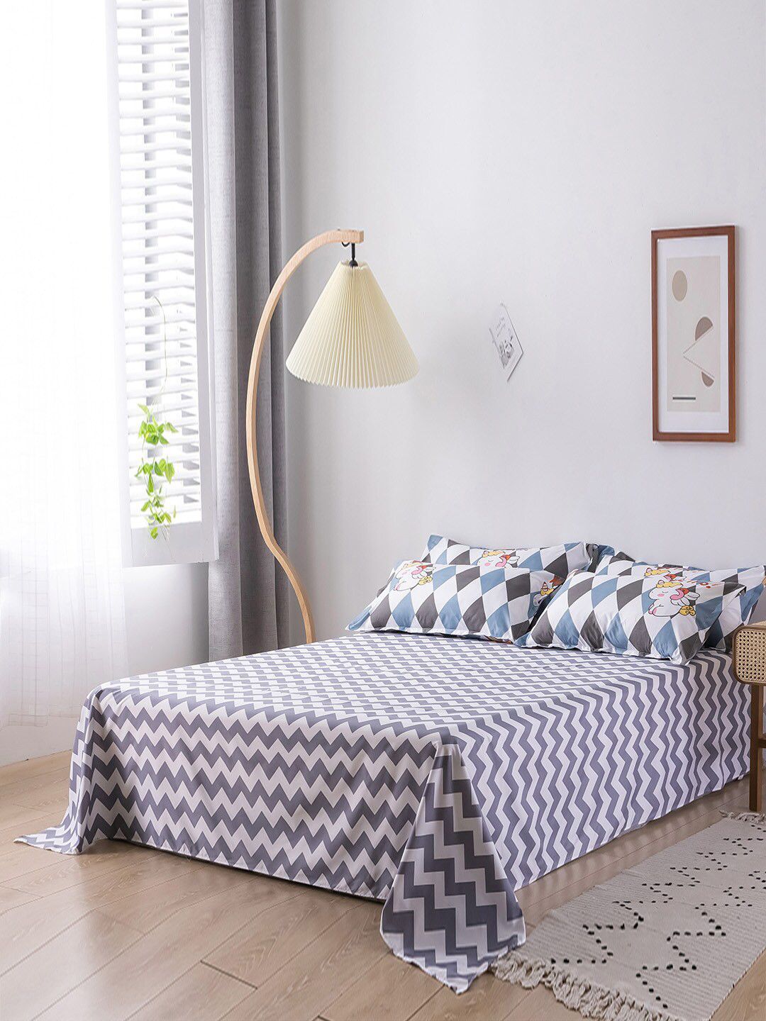 

JC Collection White & Grey Printed Double King Bedding Set