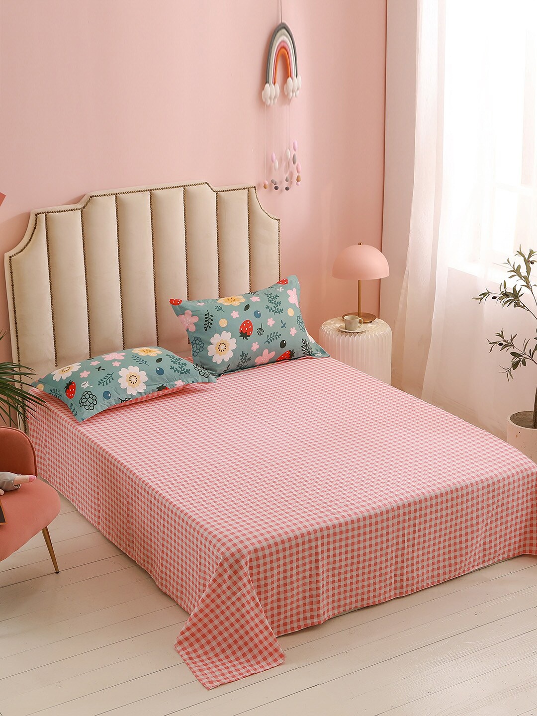 

JC HOME Green & Pink Printed Double Queen Bedding Set