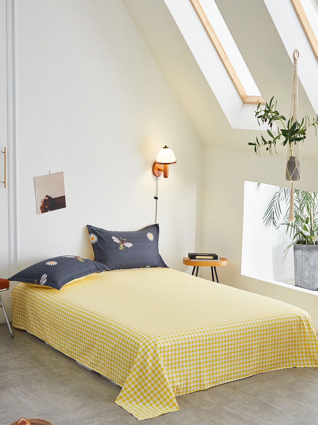 

JC Collection Navy Blue & Yellow Printed Double King Bedding Set