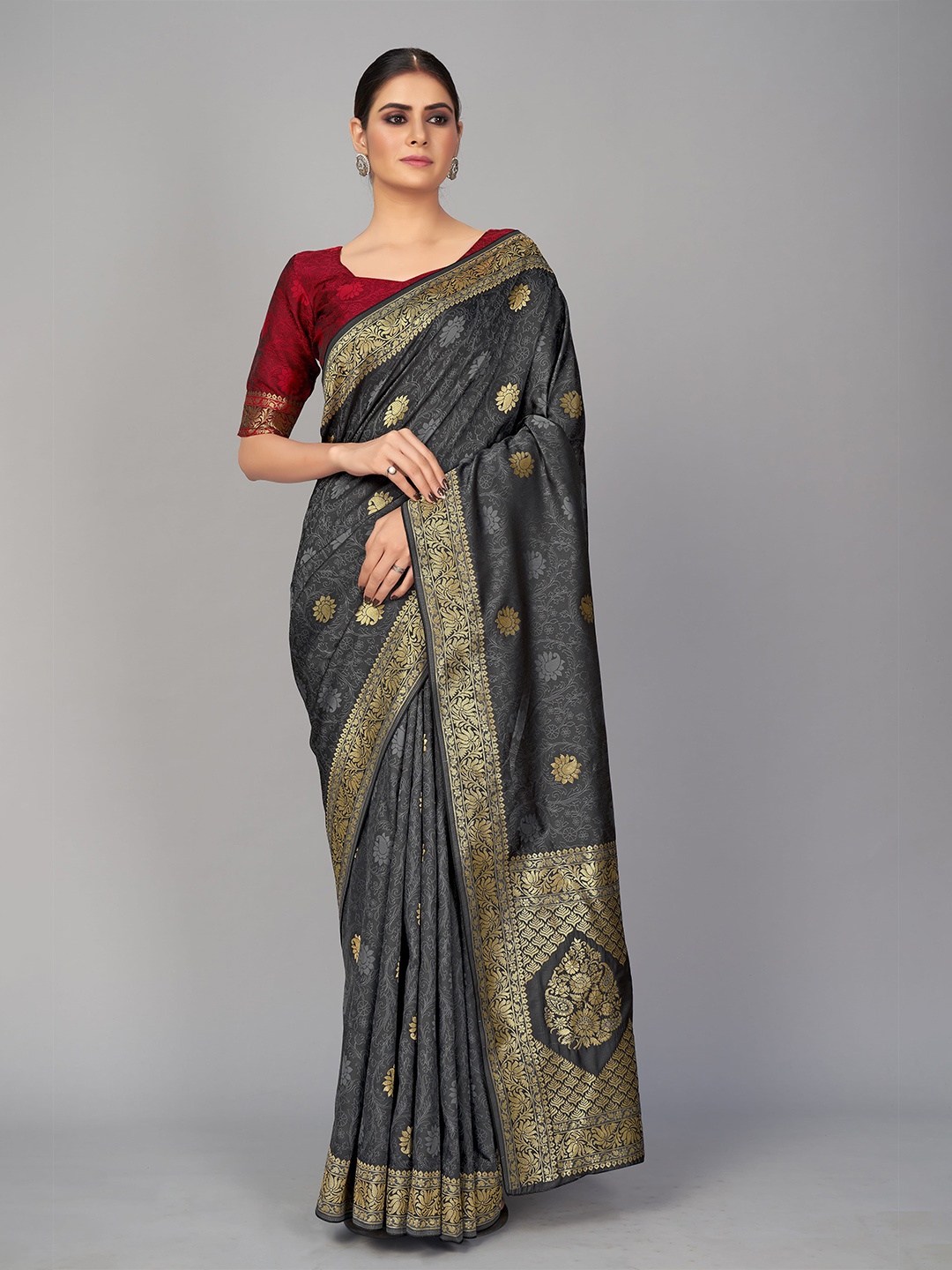 

MONJOLIKA FASHION Grey & Gold-Toned Woven Design Silk Blend Banarasi Saree