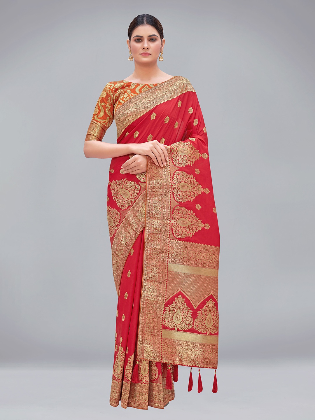 

MONJOLIKA FASHION Red & Gold-Toned Woven Design Pure Silk Banarasi Saree