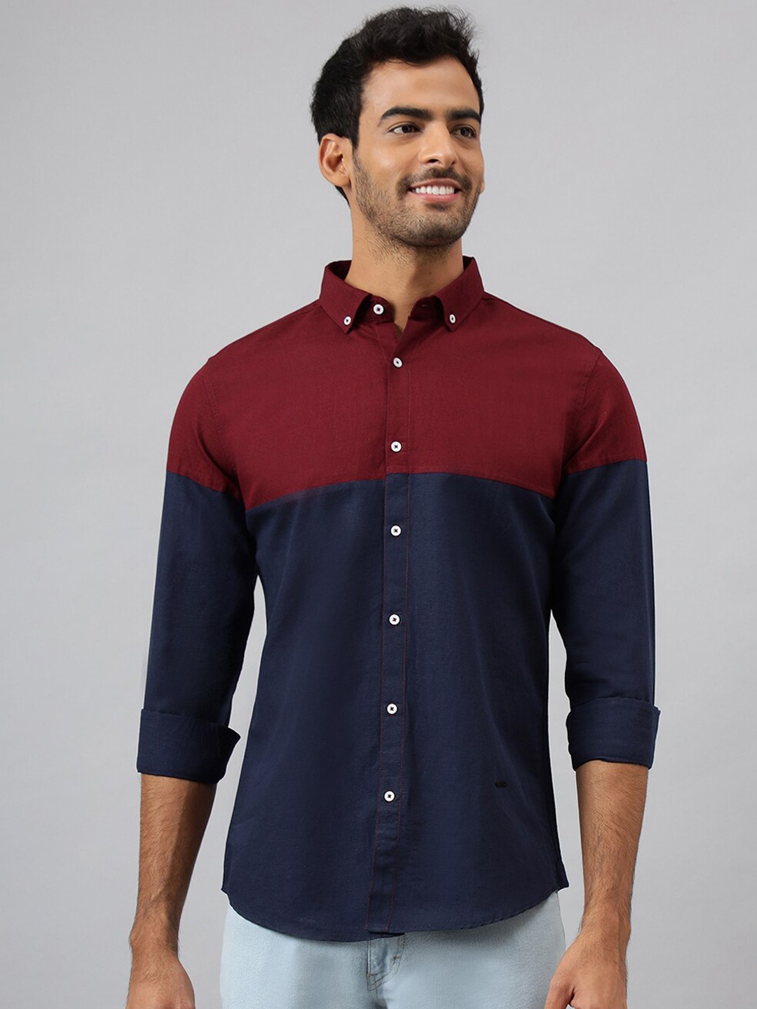 

MR BUTTON Men Navy Blue & Maroon Slim Fit Colourblocked Casual Shirt