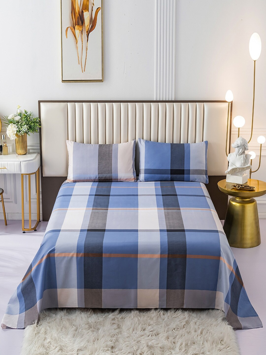 

JC Collection Blue & White Geometric 200 TC Pure Cotton King Bedsheet with 2 Pillow Covers