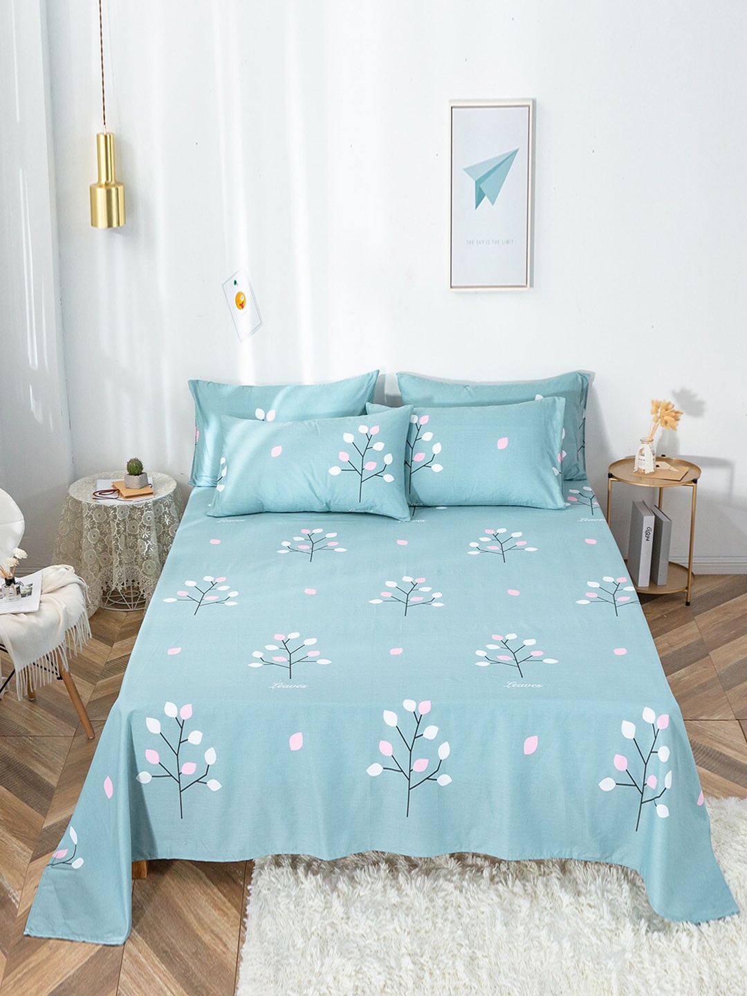 

JC HOME Green & White Floral 200 TC Queen Bedsheet