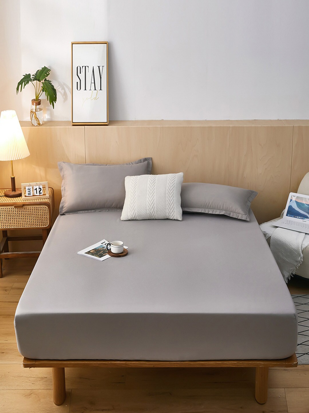 

JC Collection Grey 160 TC King Bedsheet with 2 Pillow Covers