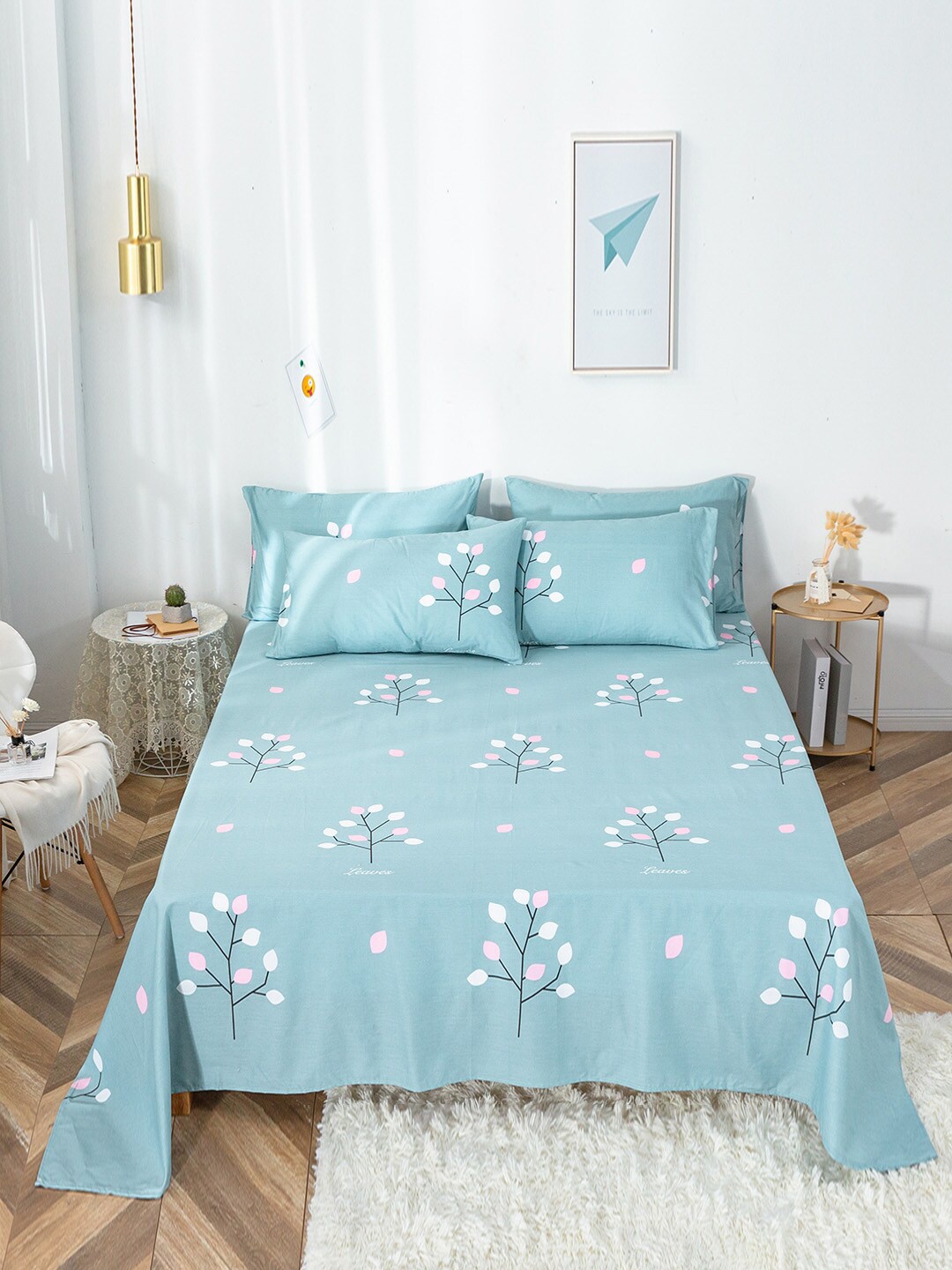 

JC HOME Sea Green & White 200 TC Queen Floral Cotton Bedsheet with 2 Pillow Covers