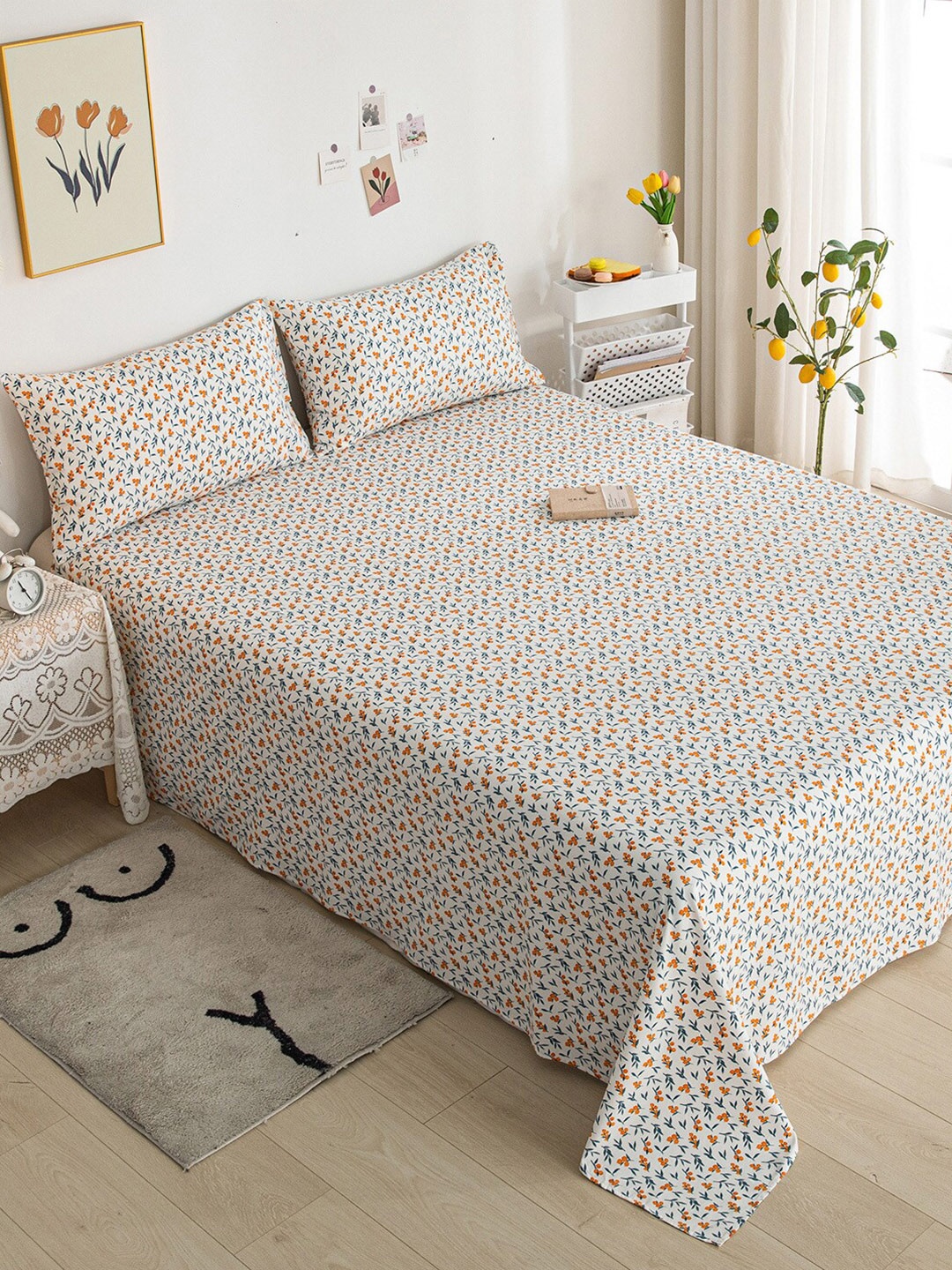 

JC Collection White & Orange Floral 200 TC Cotton King Bedsheet with 2 Pillow Covers