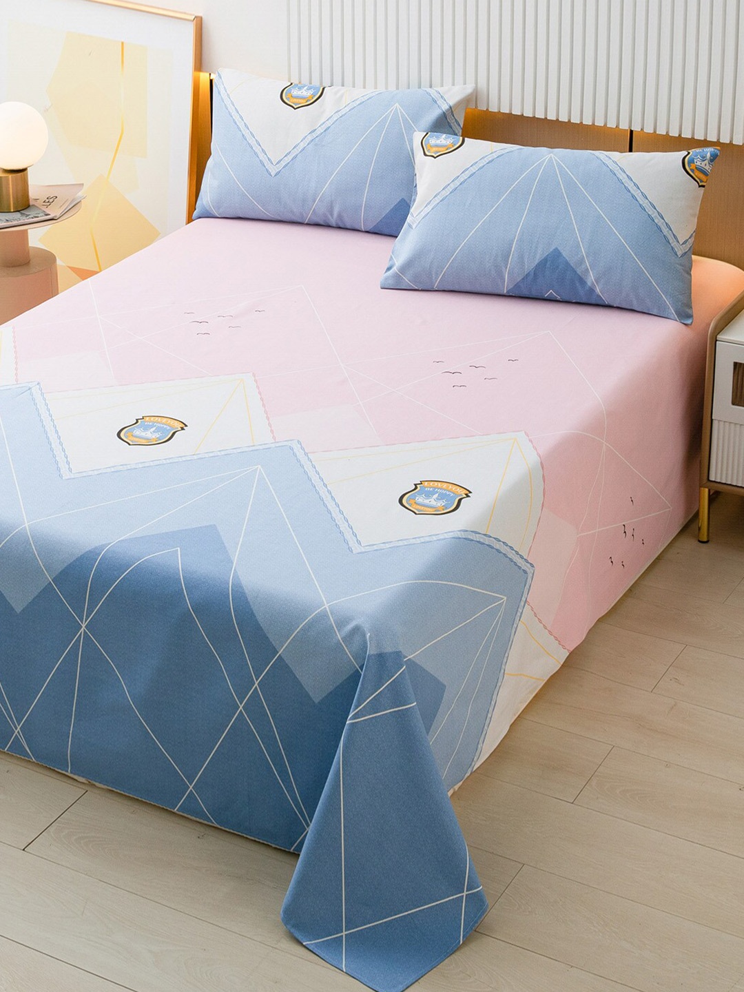 

JC Collection White & Blue Geometric King Bedsheet with 2 Pillow Covers