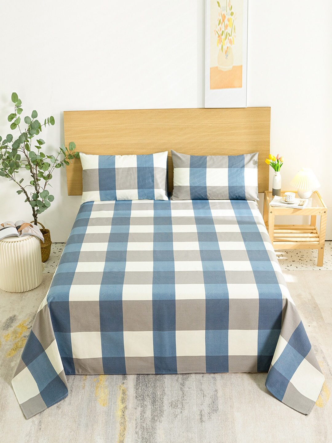 

JC Collection Off-White & Blue Geometric 144 TC Single Bedsheet with 1 Pillow Cover