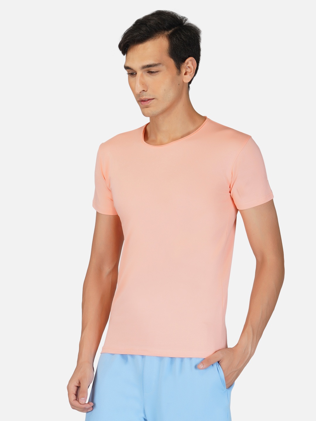 

Tinted Men Peach-Coloured V-Neck Slim Fit T-shirt