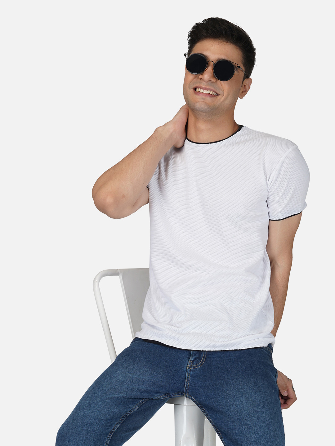 

Tinted Men White Pure Cotton T-shirt