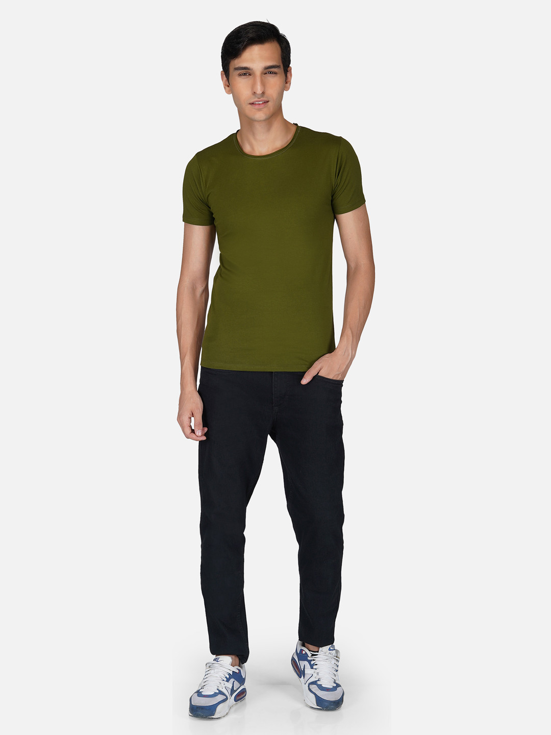 

Tinted Men Olive Green Solid Slim Fit T-shirt