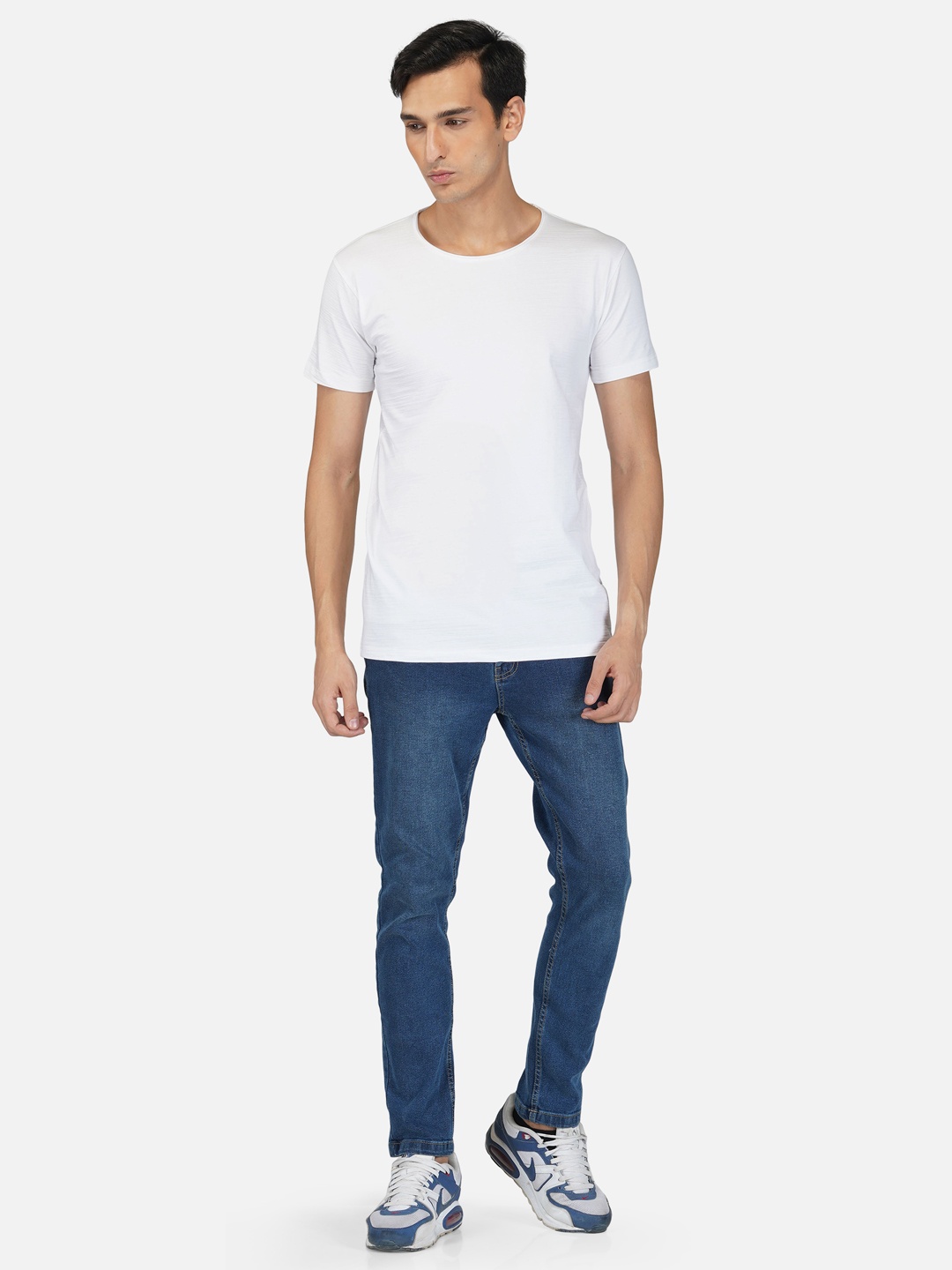 

Tinted Men White Slim Fit T-shirt