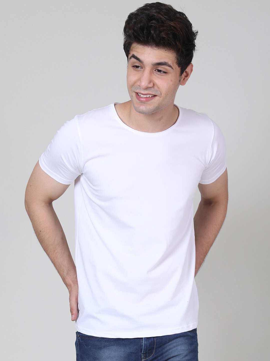 

Tinted Men White Slim Fit T-shirt