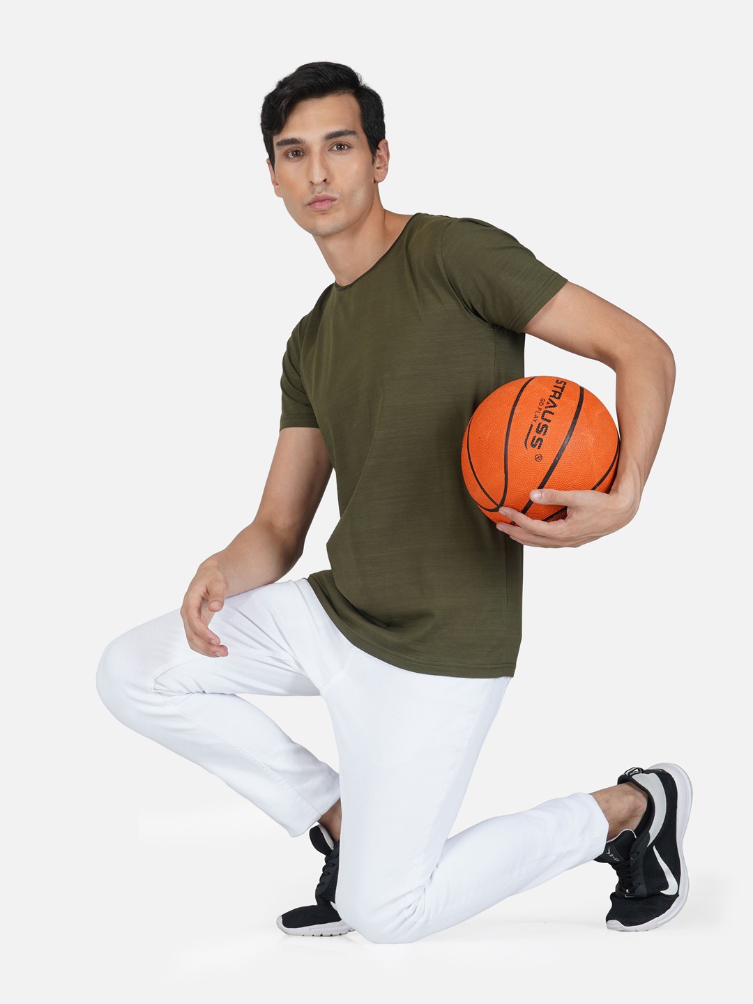 

Tinted Men Olive Green Slim Fit T-shirt