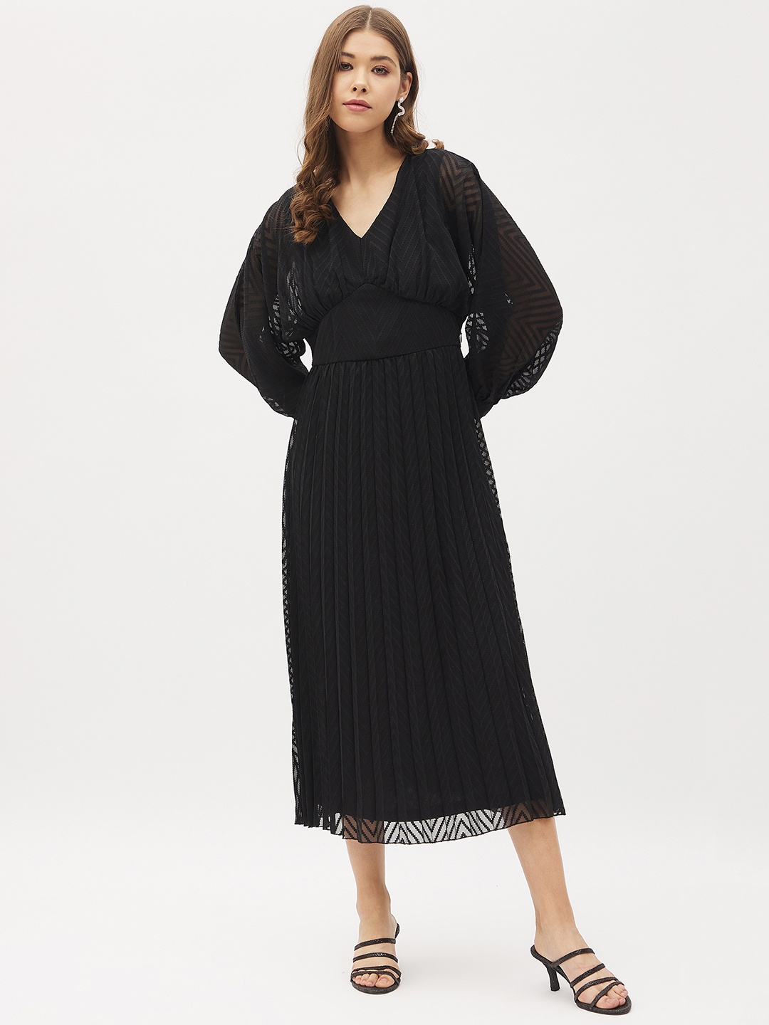 

Harpa Women Black Georgette Midi Dress