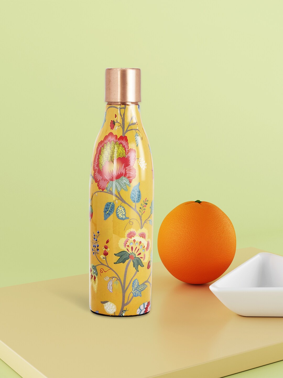 

Living scapes by Pantaloons Yellow Floral Printed Copper Water Bottle