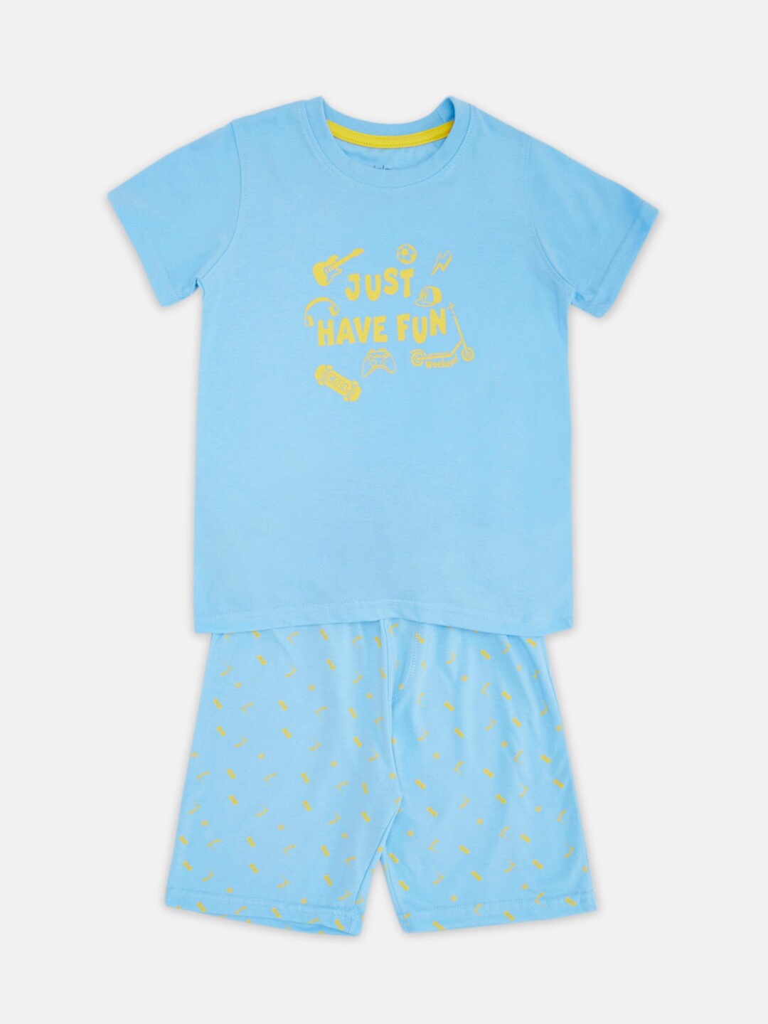 

Pantaloons Junior Boys Blue & Yellow Printed T-shirt with Shorts