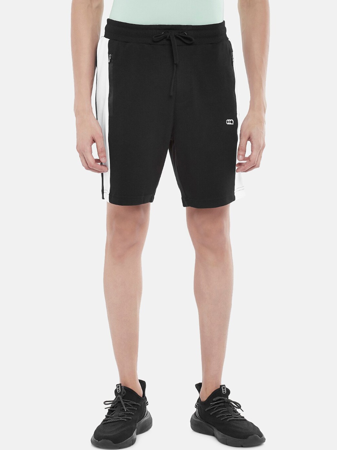 

Ajile by Pantaloons Men Black Slim Fit Sports Shorts