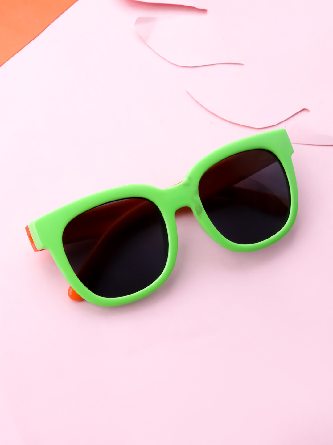 

Spiky Unisex Kids Grey Lens & Green Wayfarer Sunglasses with Polarised Lens