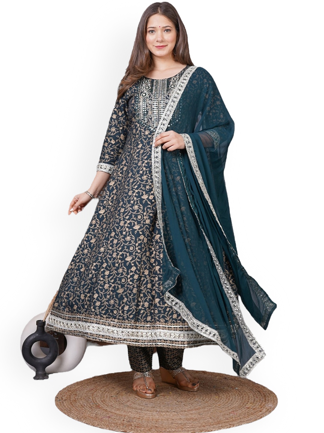 

SINGNI Women Green Ethnic Motifs Printed Kurta with Trousers & Dupatta