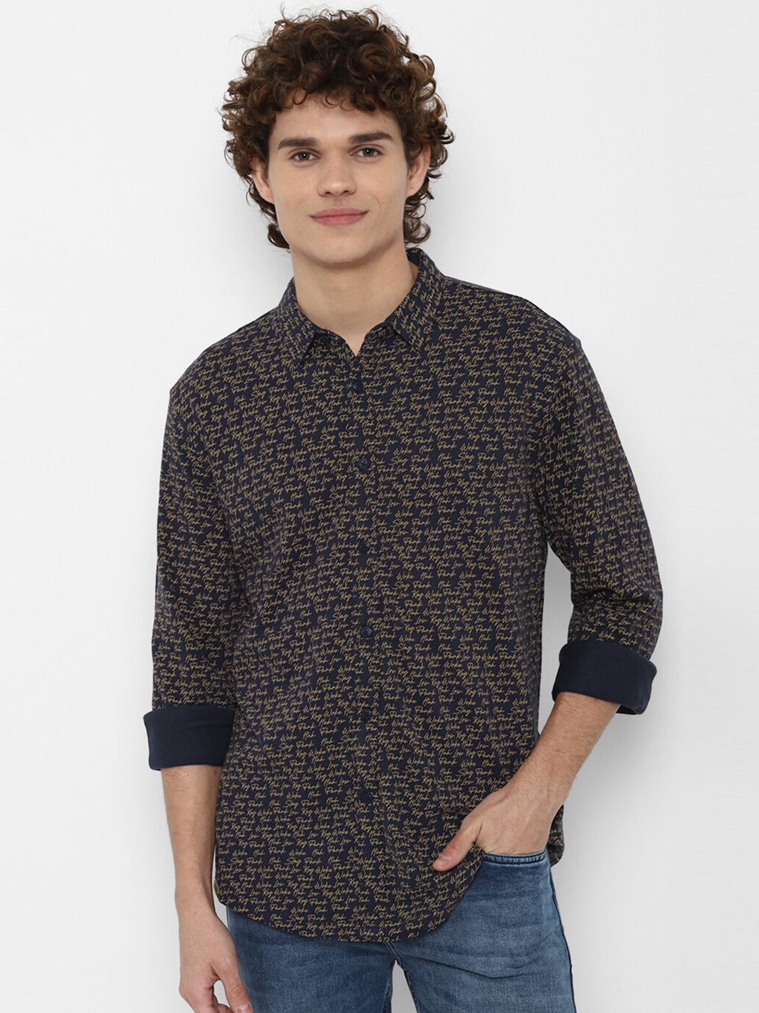

FOREVER 21 Men Navy Blue Printed Pure Cotton Casual Shirt